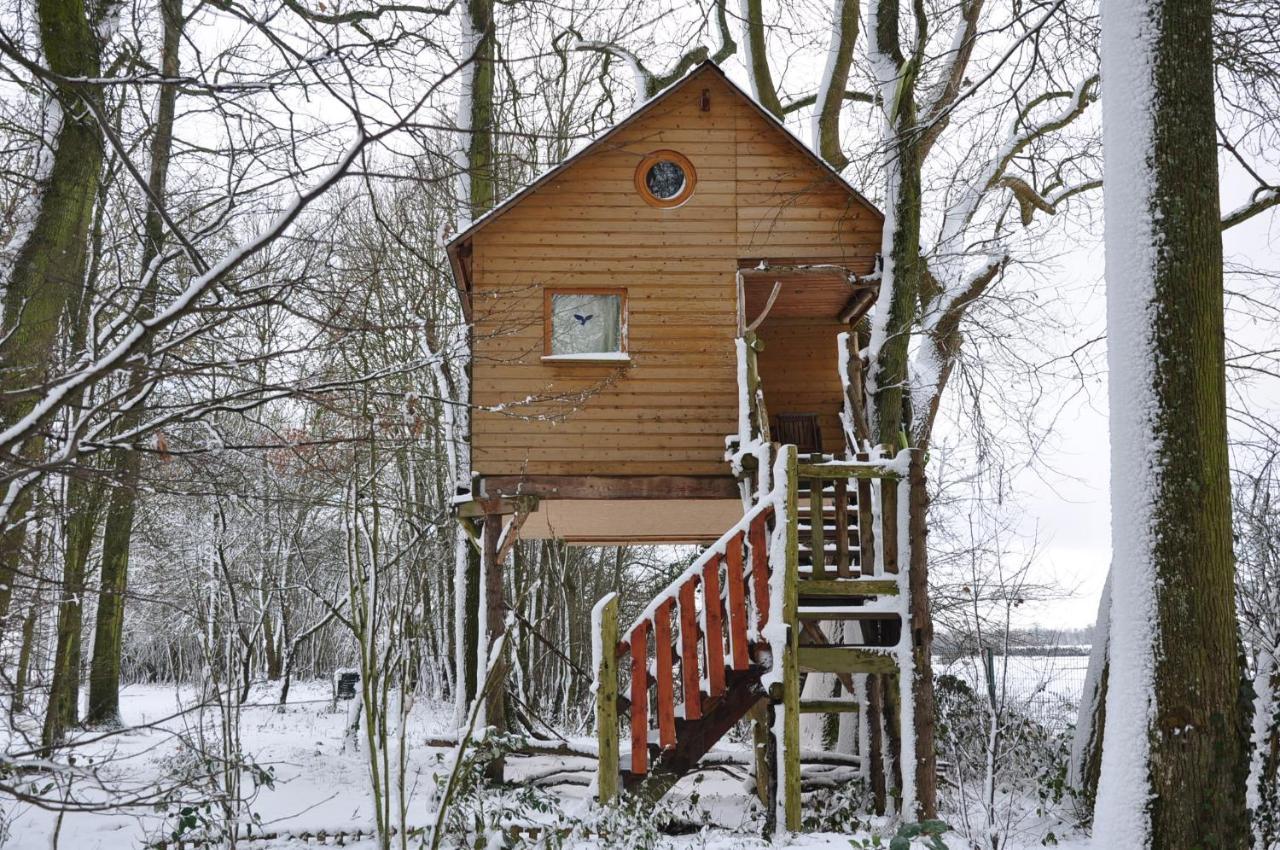 La Cabane Aux Secrets - Au Milieu De Nulle Part Outines Kültér fotó