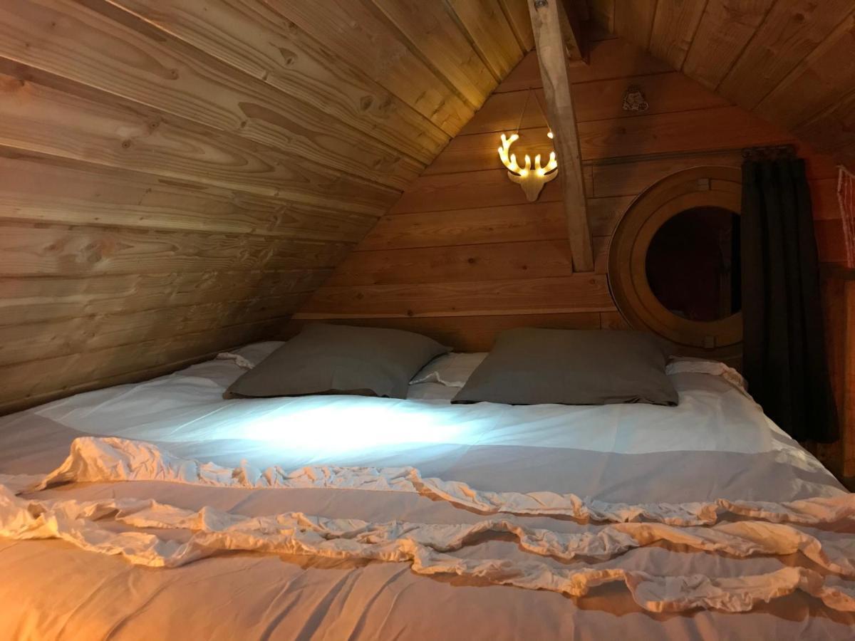 La Cabane Aux Secrets - Au Milieu De Nulle Part Outines Kültér fotó