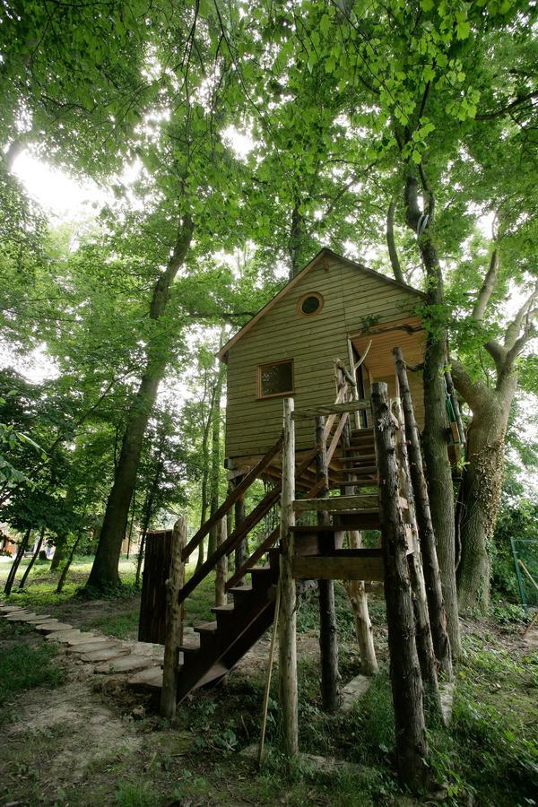 La Cabane Aux Secrets - Au Milieu De Nulle Part Outines Kültér fotó